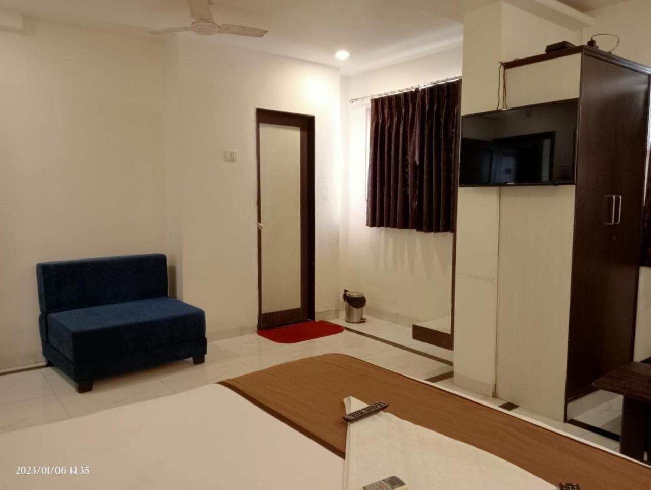 Hotel Saikripa Imperial Daman Exterior foto
